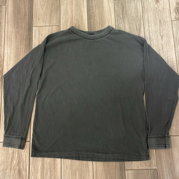 RicherPoorer  Relaxed Long Sleeve Tee Grey Medium - Picture 1 of 4